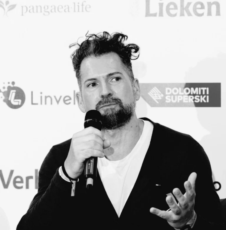 Dr. Daniel Schwarzenberger